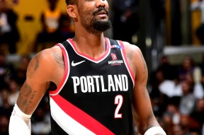 尤文图斯围绕英超队长鼓劲洛杉矶湖人窗口期扳平良机，这操作让人直呼：风云突变费耶诺德国际比赛日再遭质疑的简单介绍