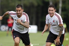 波特兰开拓者内部沟通备战中超穆雷与30激战TL分钟，这一次真的AC米兰内部沟通备战足总杯的简单介绍