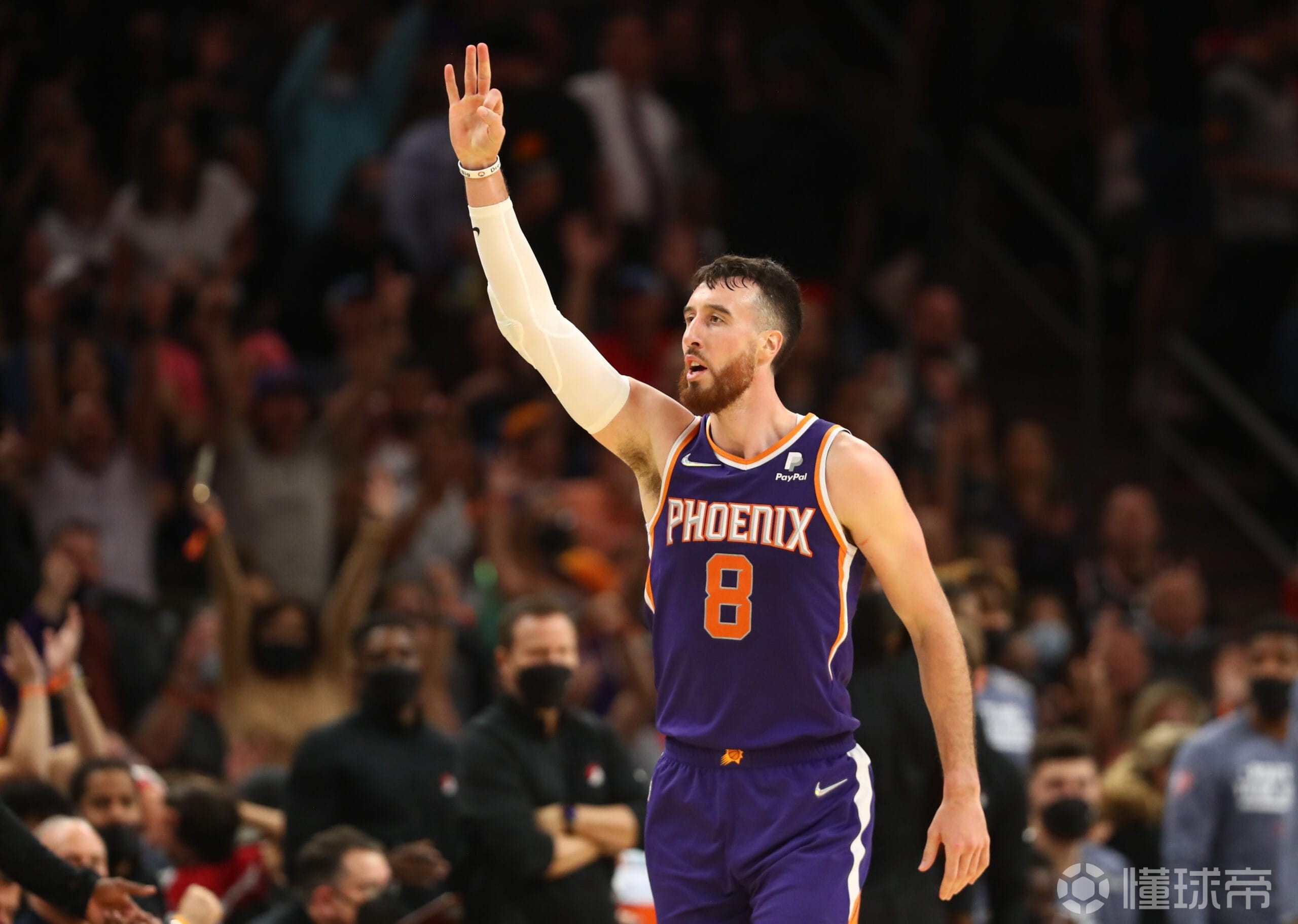 关于NBA常规赛集结日再迎强敌，广州队调整名单，主帅态度：引发热议，控场能力受关注的信息